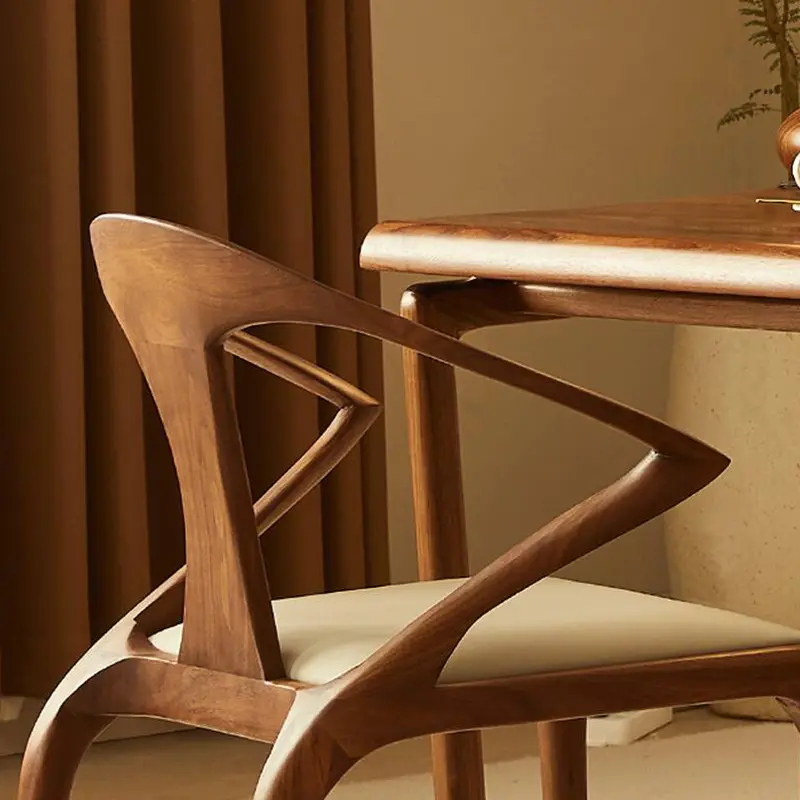 lavish design chair