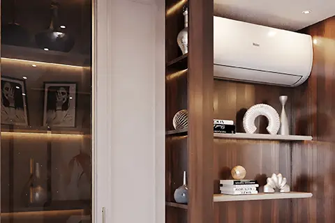 Girl's Bedroom