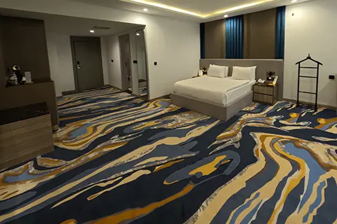 van royal hotel